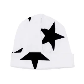 Bold Star Receiving Hat in Black