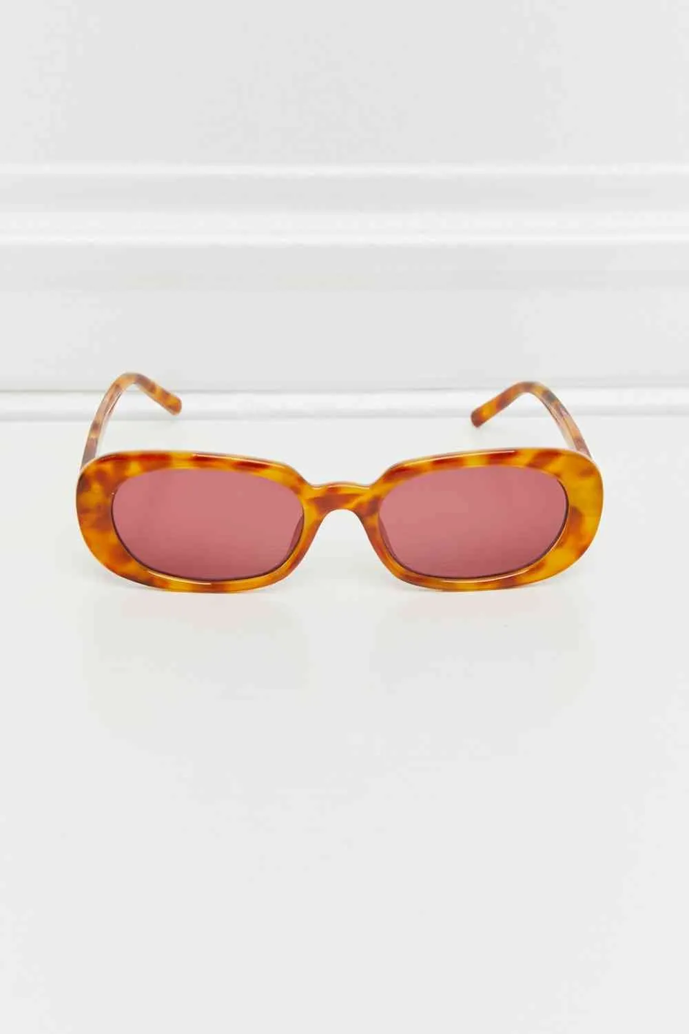 Chic Oval Full Frame Sunglasses