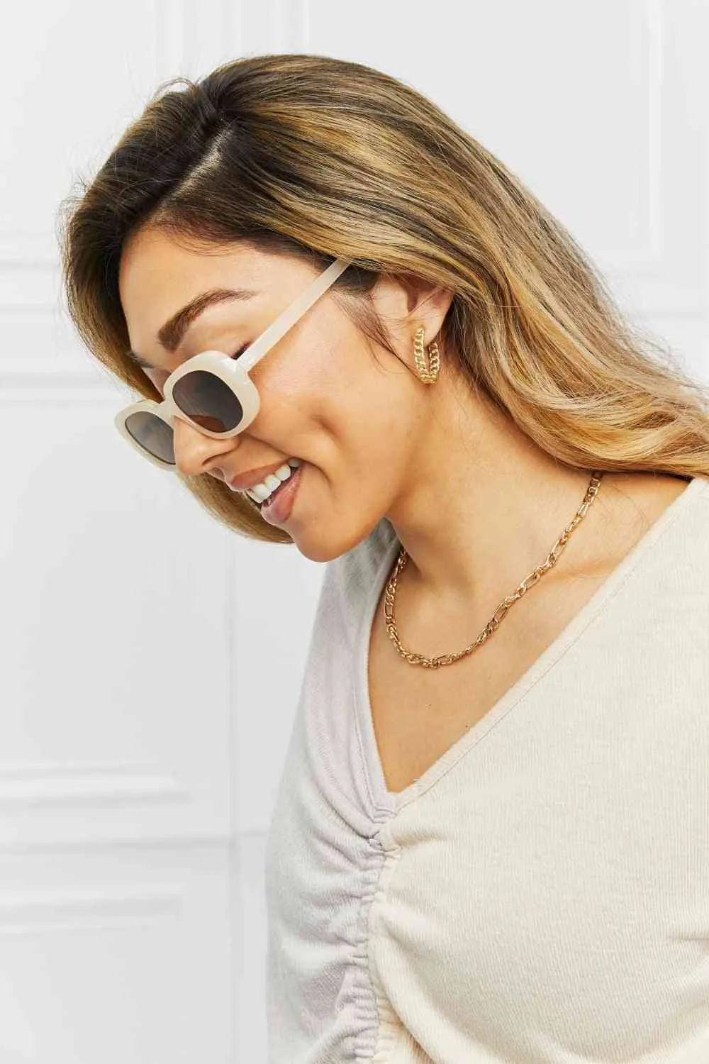 Chic Oval Full Frame Sunglasses