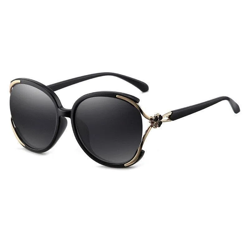 Chic Polarized Sunglasses for Women: Perfect for Travel & Parties