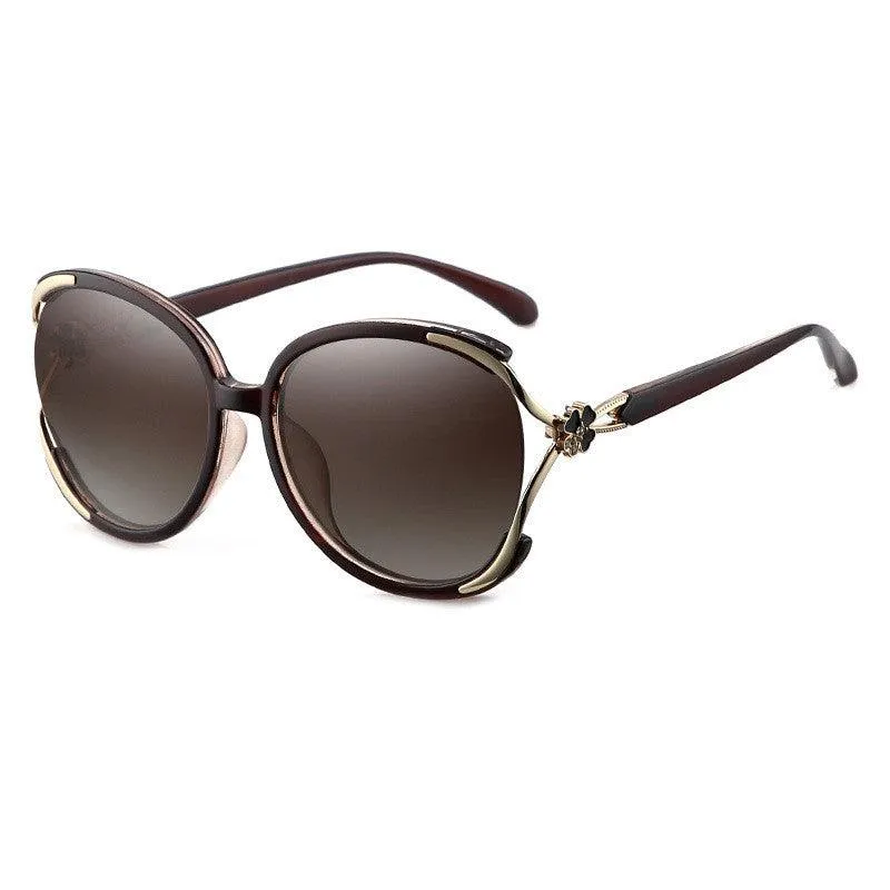 Chic Polarized Sunglasses for Women: Perfect for Travel & Parties